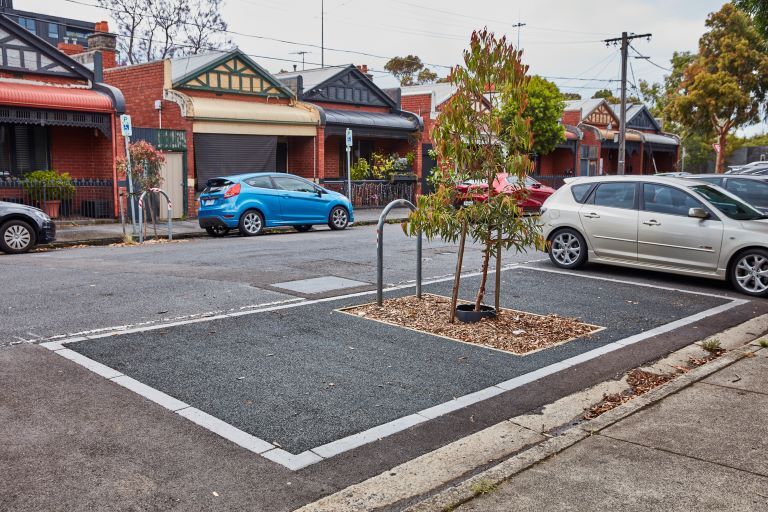 Porous lane tree surrounds